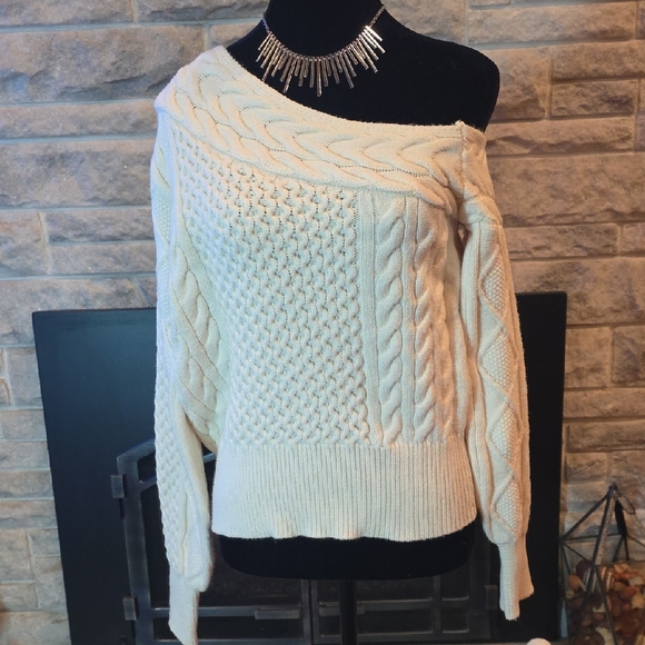 Forever 21 Elegant Off-Shoulder Cream Sweater. Size Medium - Picture 6 of 10